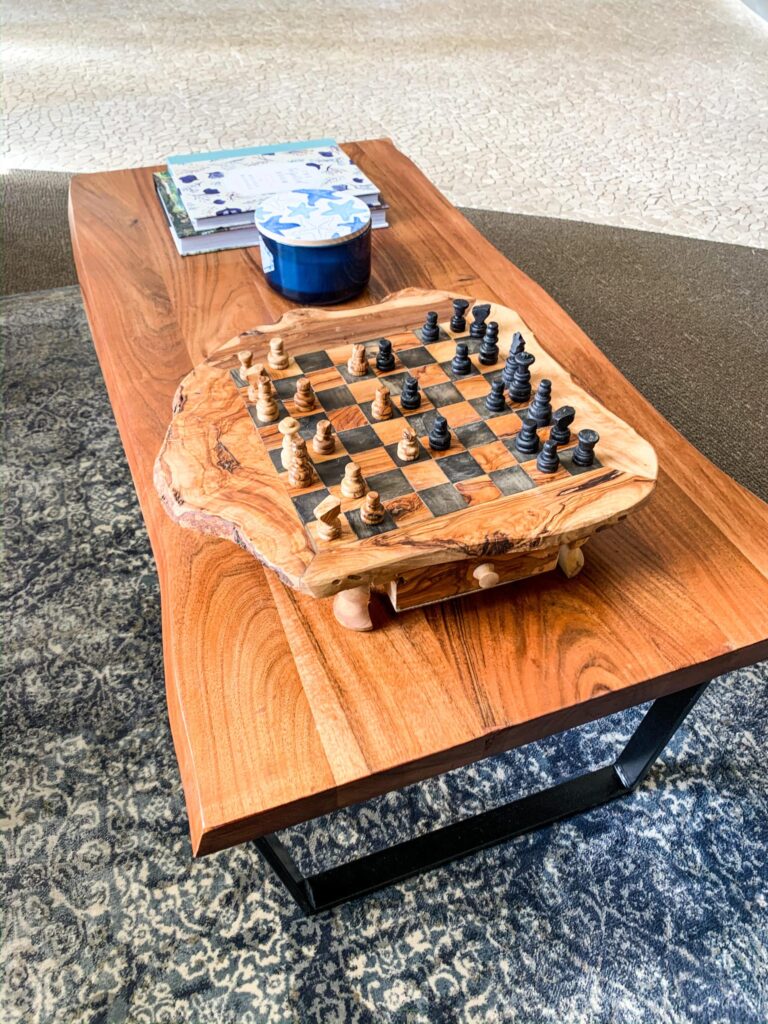 chess in waiting room